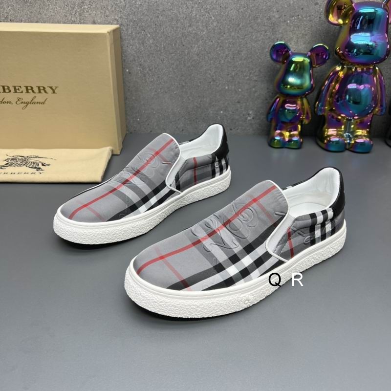 Burberry Men's Shoes 909